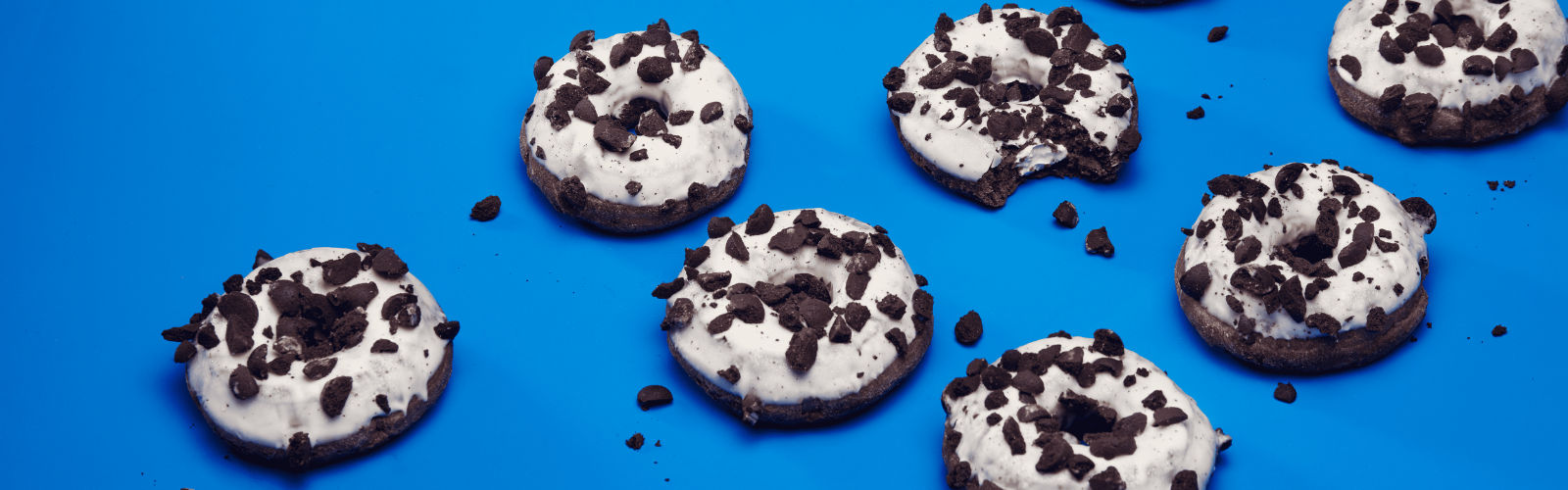 Dots® Cookies & White